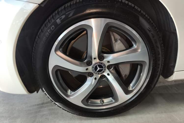 Used Mercedes-Benz E-Class 2019 Restyled E 300 L Sport Luxury Edition Exterior 4