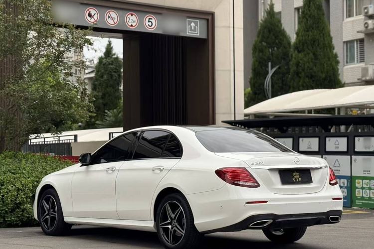 Used Mercedes-Benz E-Class 2019 E 260 Sport Edition Exterior 4