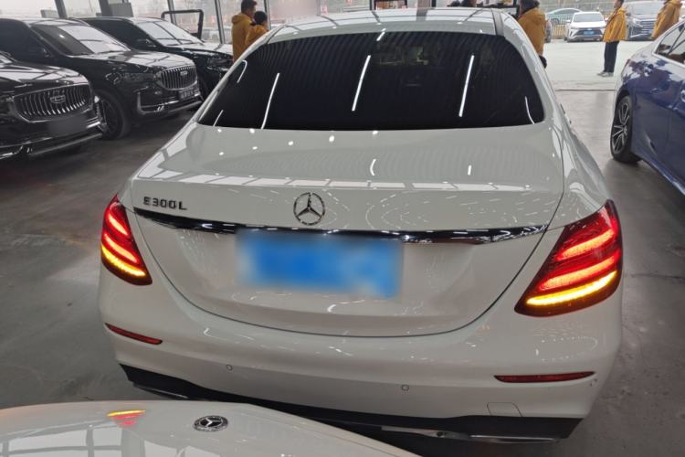 Used Mercedes-Benz E-Class 2019 E 200 L Sport Edition Exterior 4