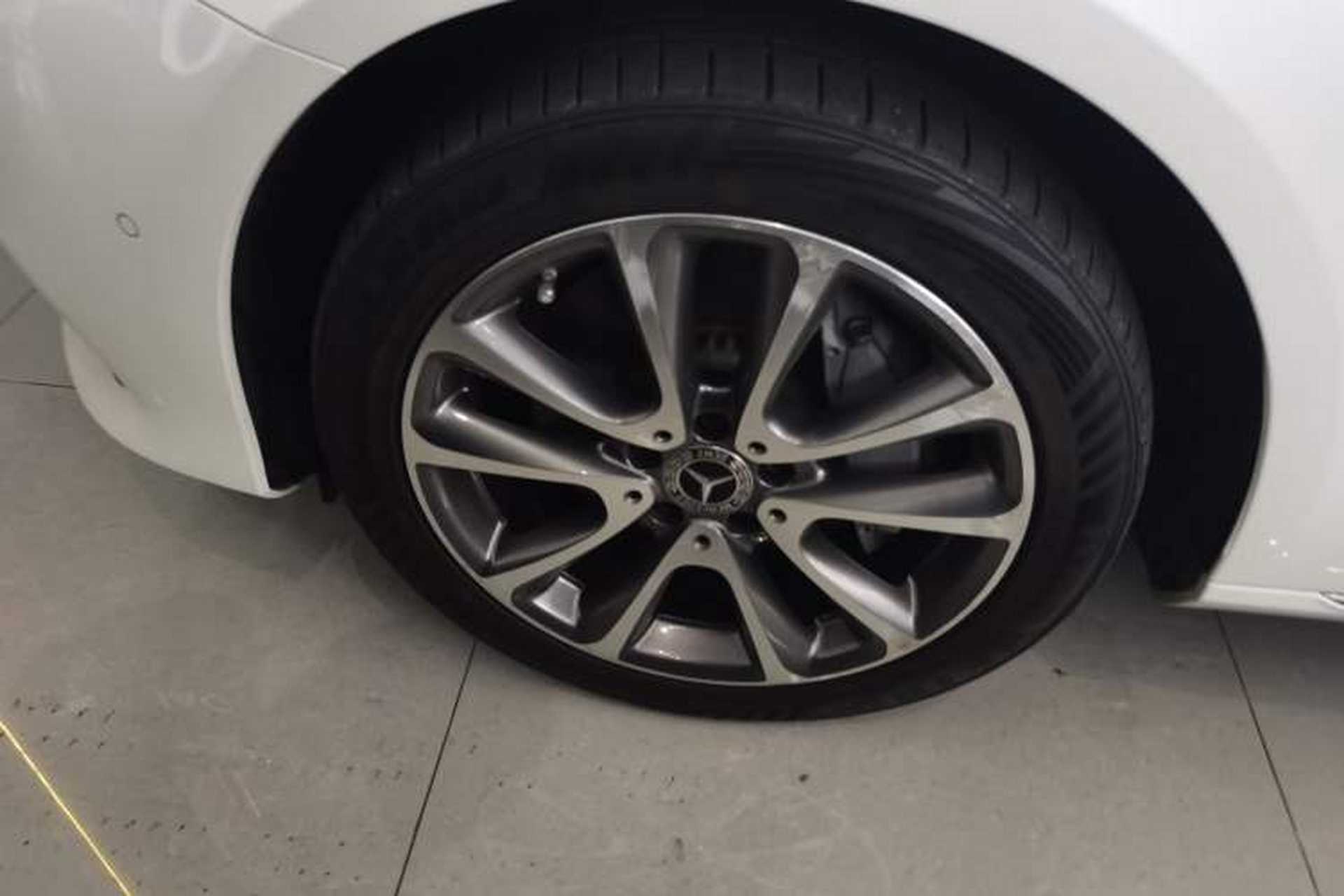 Used Mercedes-Benz E-Class 2019 Facelifted E 300 L Stylish Version Exterior 4