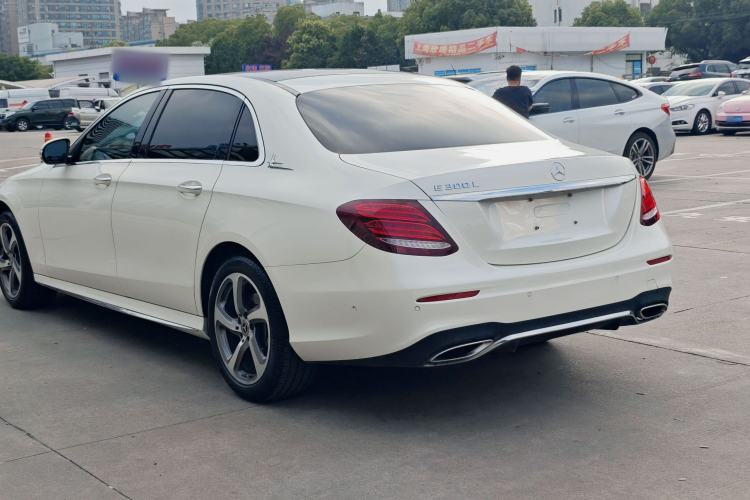 Used Mercedes-Benz E-Class 2019 E 300 L Sport Luxury Edition Exterior 5