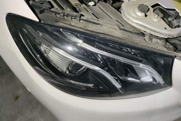 Used Mercedes-Benz E-Class 2019 E 200 L Sport Edition Exterior 6