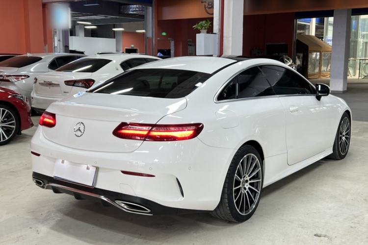 Used Mercedes-Benz E-Class 2019 E 200 Coupe Exterior 6