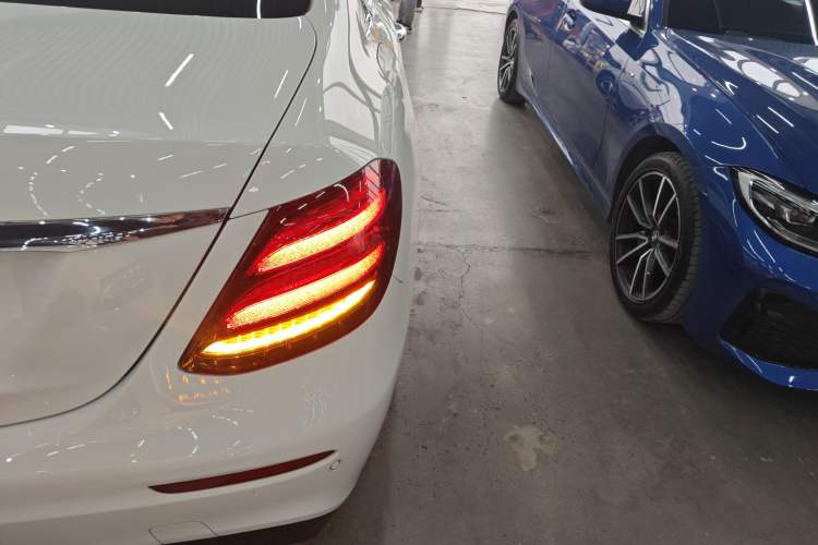 Used Mercedes-Benz E-Class 2019 E 200 L Sport Edition Exterior 6