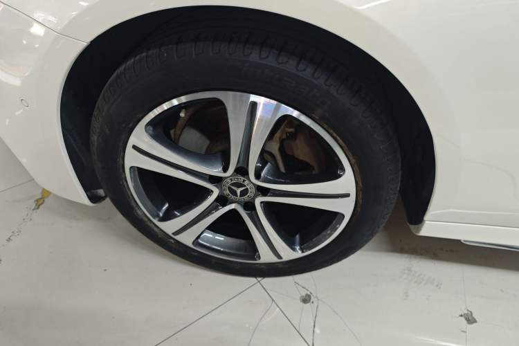 Used Mercedes-Benz E-Class 2019 E 200 L Sport Edition Exterior 7