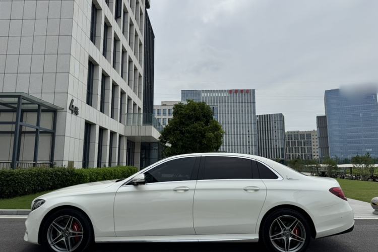 Used Mercedes-Benz E-Class 2019 Restyled E 300 L Sporty and Stylish Edition Exterior 7