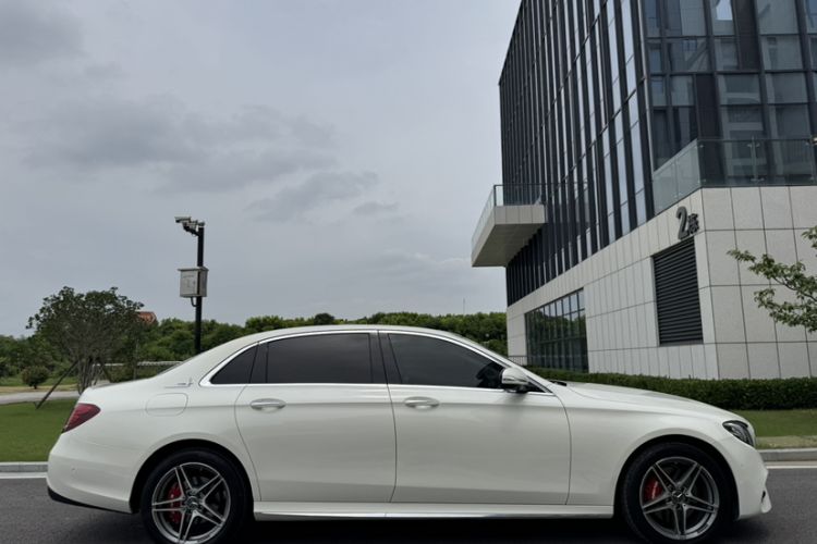 Used Mercedes-Benz E-Class 2019 Restyled E 300 L Sporty and Stylish Edition Exterior 8