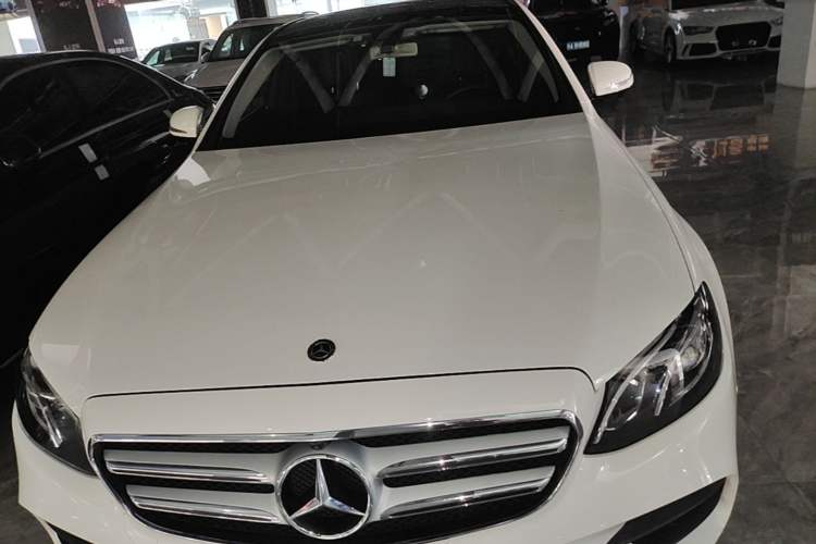 Used Mercedes-Benz E-Class 2019 E 300 L Sporty and Stylish Model Front