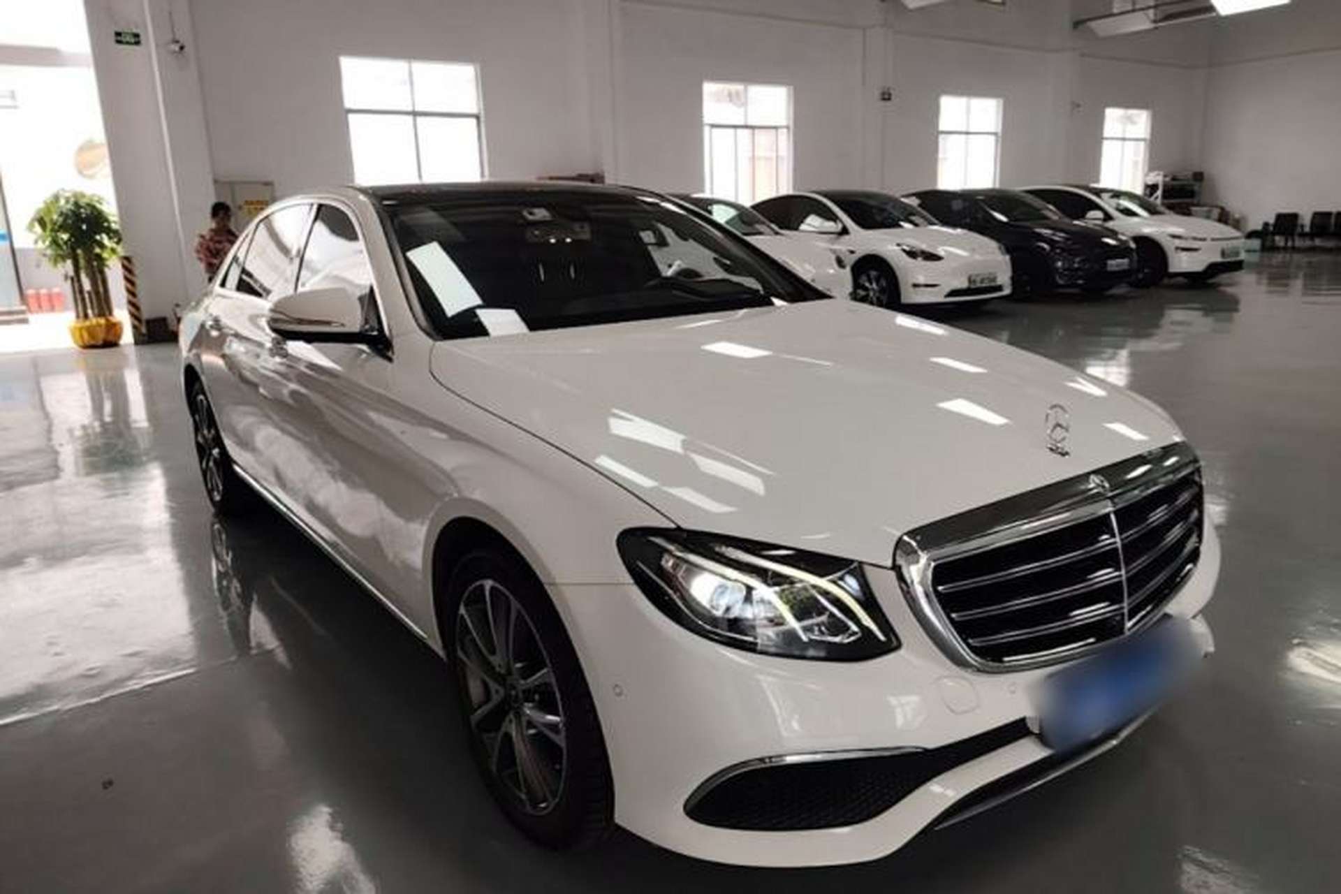 Used Mercedes-Benz E-Class 2019 E 300 L Luxury Model Front Right 45 Deg