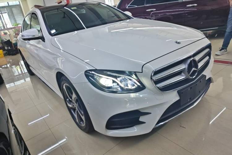Used Mercedes-Benz E-Class 2019 Restyled E 300 L Sport Luxury Edition Front Right 45 Deg
