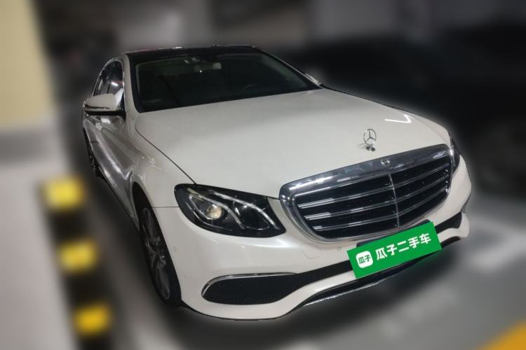 Used Mercedes-Benz E-Class 2019 E 260 L Front Right 45 Deg