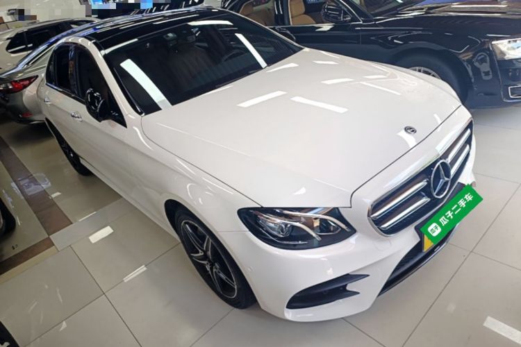 Used Mercedes-Benz E-Class 2019 E 260 Sport Edition 4MATIC Front Right 45 Deg