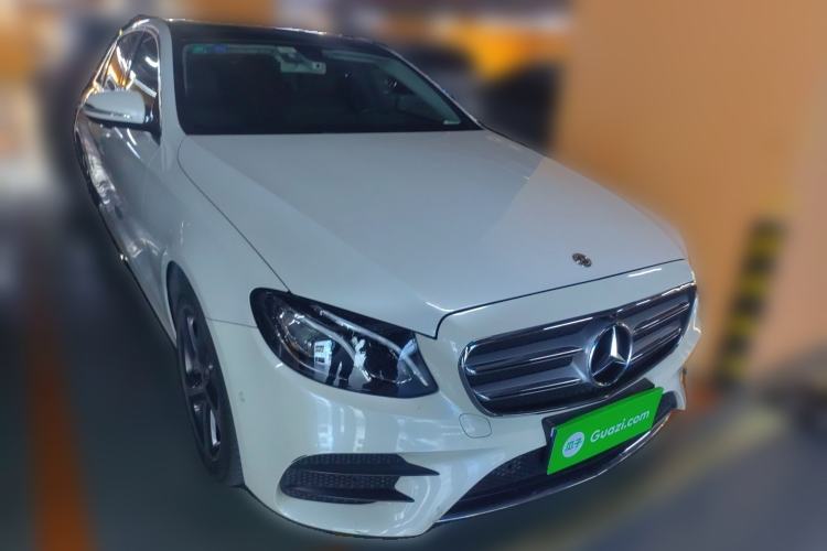 Used Mercedes-Benz E-Class 2019 Facelifted E 300 L Stylish Version Front Right 45 Deg
