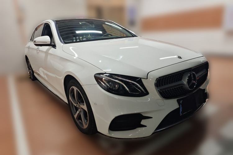 Used Mercedes-Benz E-Class 2019 E 300 L Sporty and Stylish Model Front Right 45 Deg