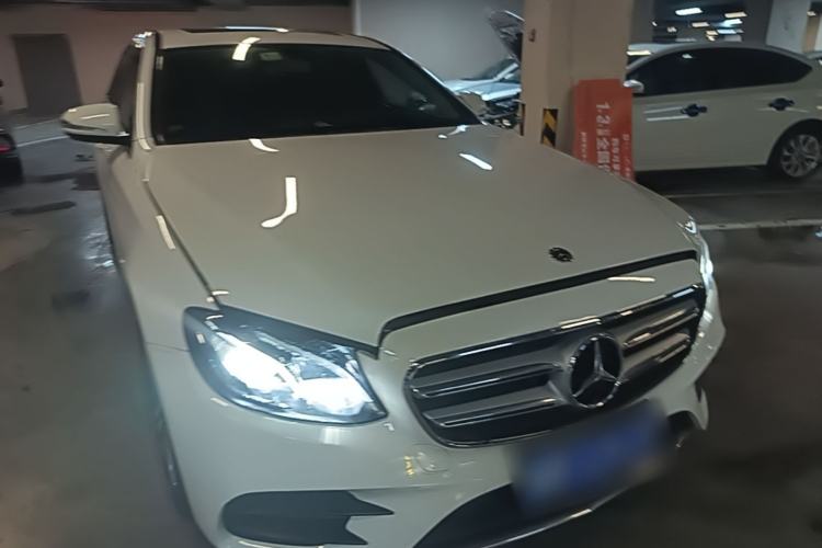 Used Mercedes-Benz E-Class 2019 E 200 L Sport Edition Front Right 45 Deg