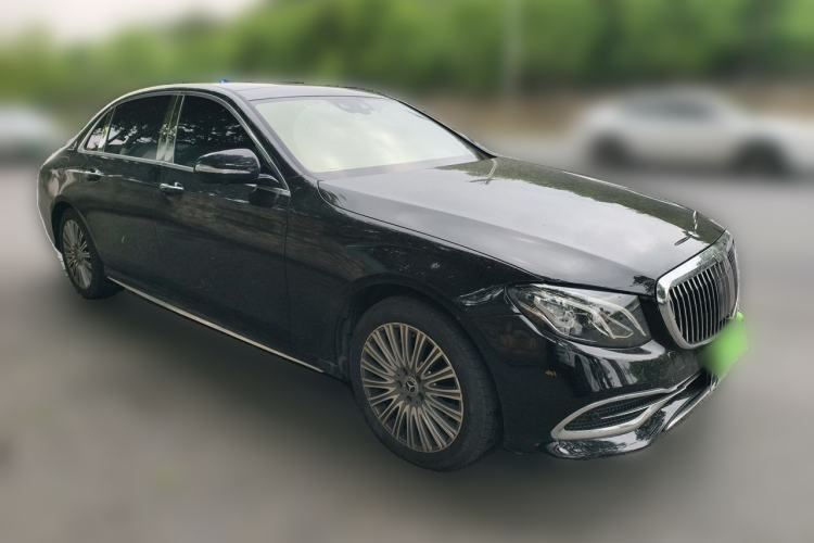 Used Mercedes-Benz E-Class 2019 E 300 L Sporty and Stylish Model Front Right 45 Deg