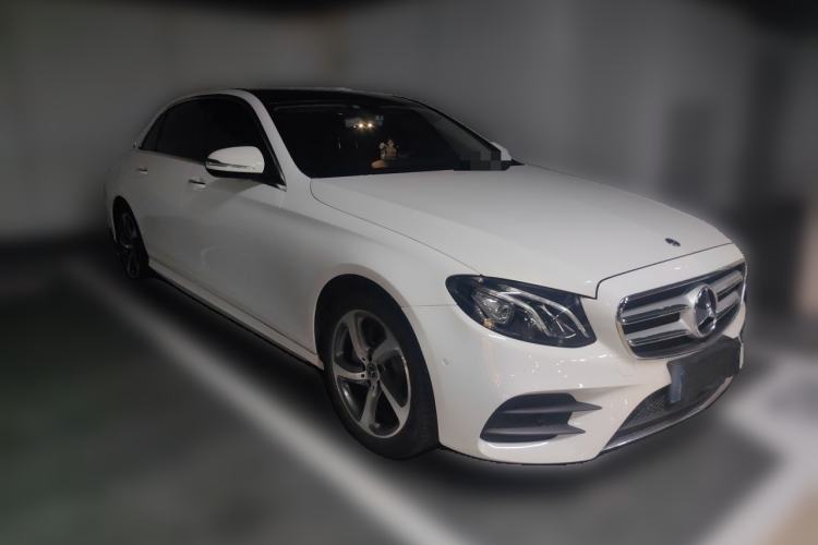 Used Mercedes-Benz E-Class 2019 E 200 L Sport 4MATIC Front Right 45 Deg