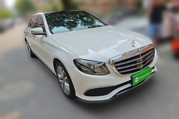 Used Mercedes-Benz E-Class 2019 Restyled E 300 L Luxury Edition Front Right 45 Deg