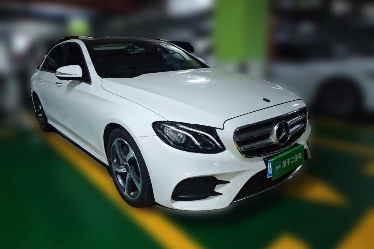 Used Mercedes-Benz E-Class 2019 E 300 L Sporty and Stylish Model Front Right 45 Deg