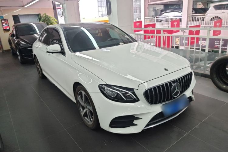 Used Mercedes-Benz E-Class 2019 Restyled E 300 L Sport Luxury Edition Front Right 45 Deg