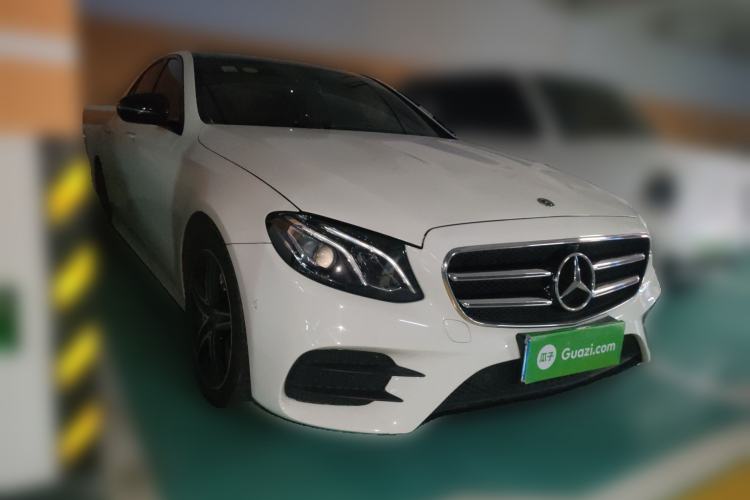 Used Mercedes-Benz E-Class 2019 E 200 Sport 4MATIC Front Right 45 Deg