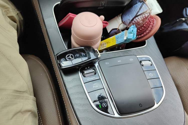 Used Mercedes-Benz E-Class 2019 E 200 Sport Edition Gear Lever