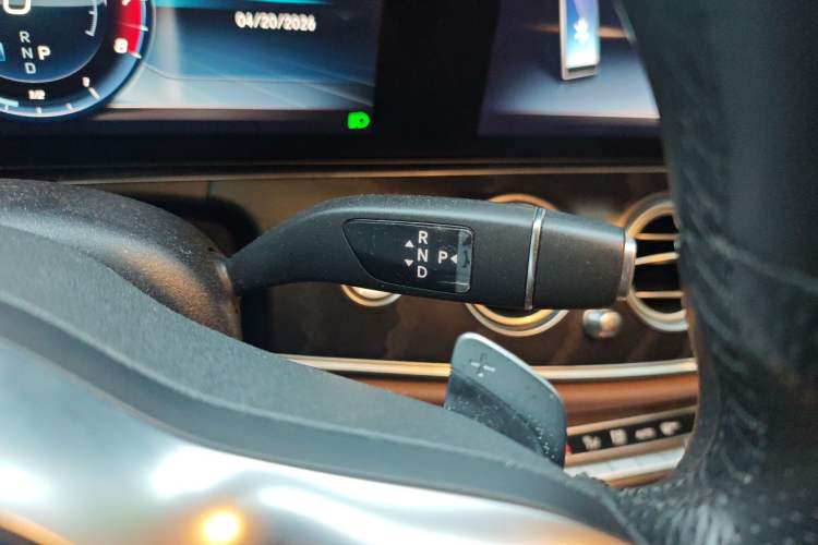 Used Mercedes-Benz E-Class 2019 E 300 L Sport Luxury Edition Gear Lever