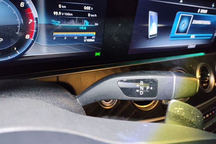 Used Mercedes-Benz E-Class 2019 E 200 L Sport Edition Gear Lever