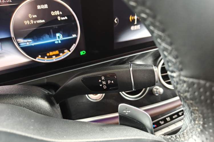 Used Mercedes-Benz E-Class 2019 E 200 L Sport Edition Gear Lever
