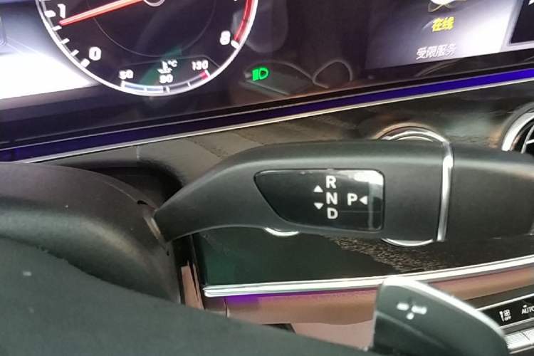 Used Mercedes-Benz E-Class 2019 E 200 L Sport Edition Gear Lever