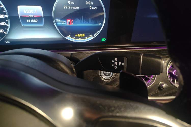 Used Mercedes-Benz E-Class 2019 E 200 L Sport Edition Gear Lever