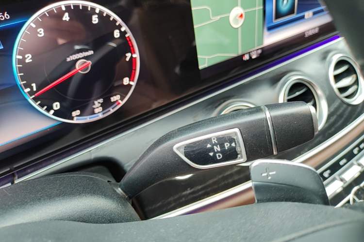 Used Mercedes-Benz E-Class 2019 Restyled E 300 L Sporty and Stylish Edition Gear Lever