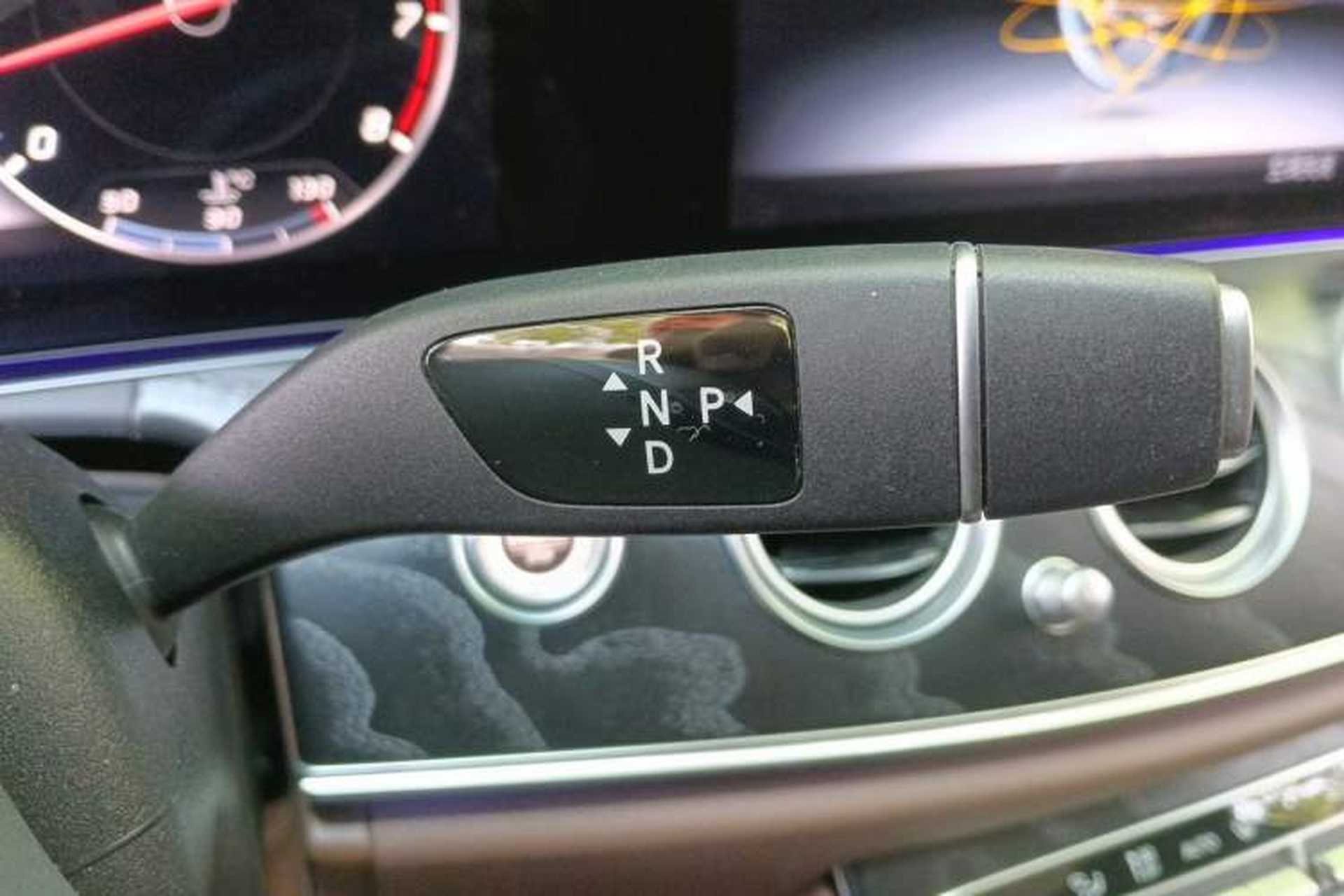 Used Mercedes-Benz E-Class 2019 E 200 L Sport 4MATIC Gear Lever