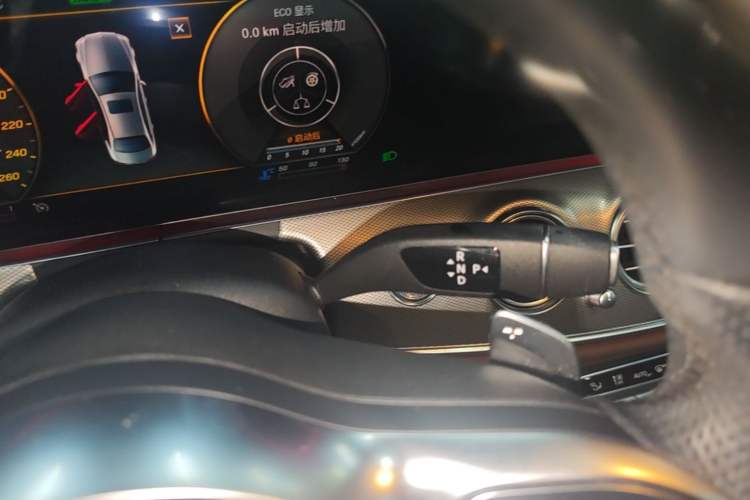 Used Mercedes-Benz E-Class 2019 E 260 Sport Edition Gear Lever