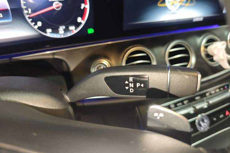 Used Mercedes-Benz E-Class 2019 E 300 L Sporty and Stylish Model Gear Lever