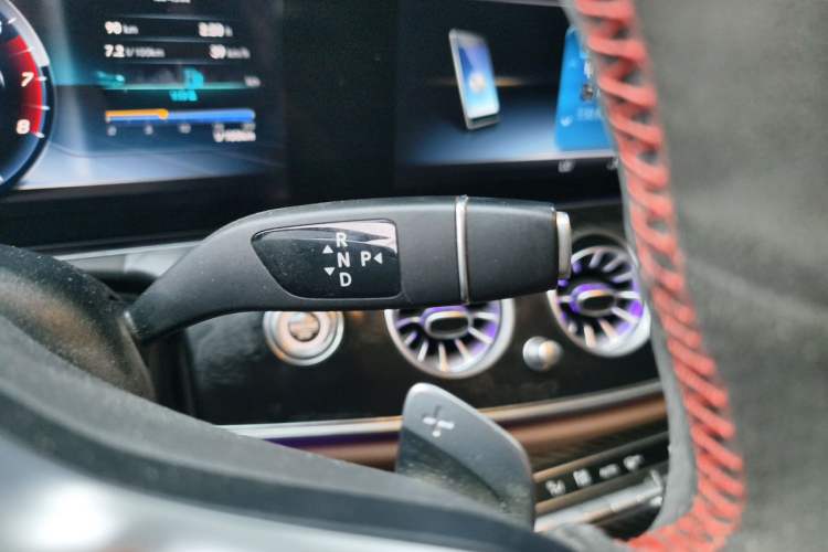 Used Mercedes-Benz E-Class 2019 E 300 L Sporty and Stylish Model Gear Lever