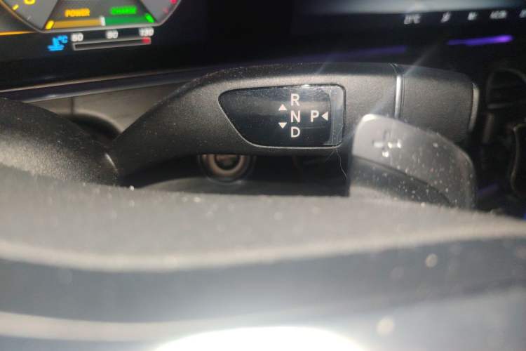 Used Mercedes-Benz E-Class 2019 E 260 L Sport 4MATIC Gear Lever