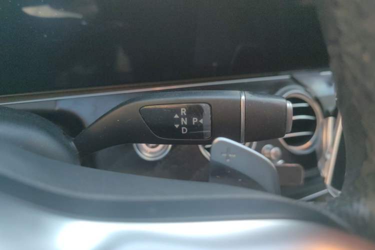 Used Mercedes-Benz E-Class 2019 E 260 L Sport Edition Gear Lever