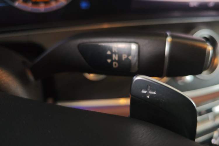 Used Mercedes-Benz E-Class 2019 E 200 L Sport Edition Gear Lever