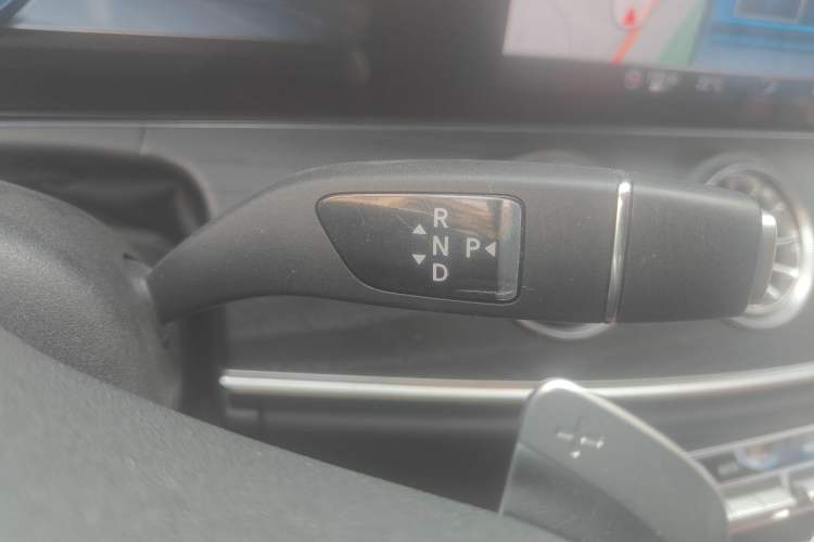 Used Mercedes-Benz E-Class 2019 E 200 Coupe Gear Lever