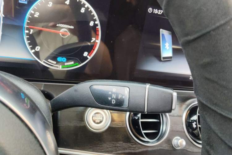 Used Mercedes-Benz E-Class 2019 E 260 L Sport Edition Gear Lever