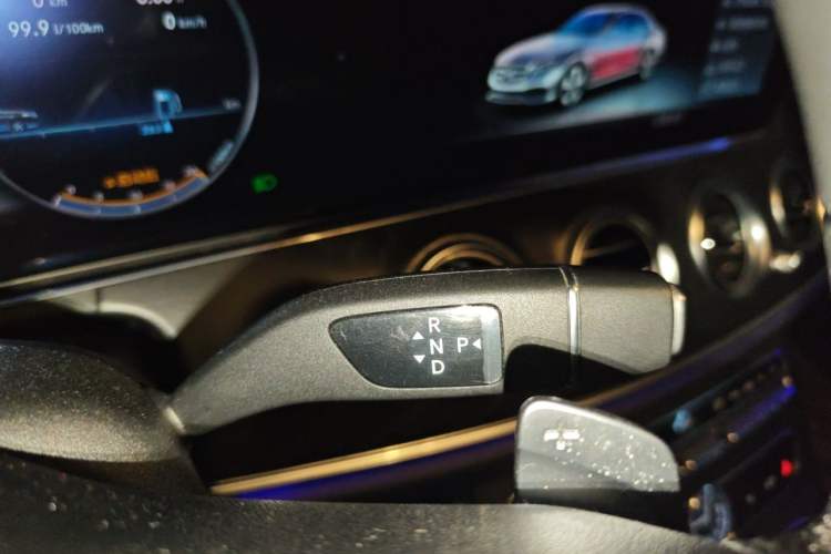 Used Mercedes-Benz E-Class 2019 E 300 L Sporty and Stylish Model Gear Lever