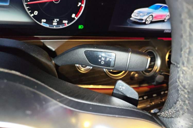 Used Mercedes-Benz E-Class 2019 Restyled E 300 L Sporty and Stylish Edition Gear Lever