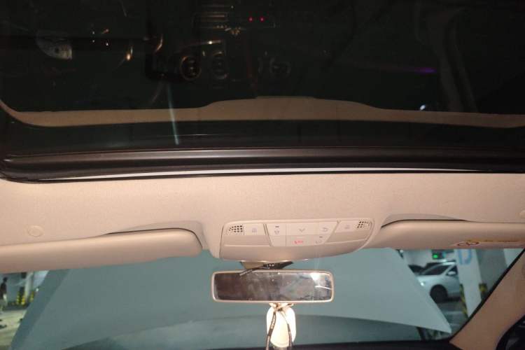 Used Mercedes-Benz E-Class 2019 E 260 L Sport Edition Headliner