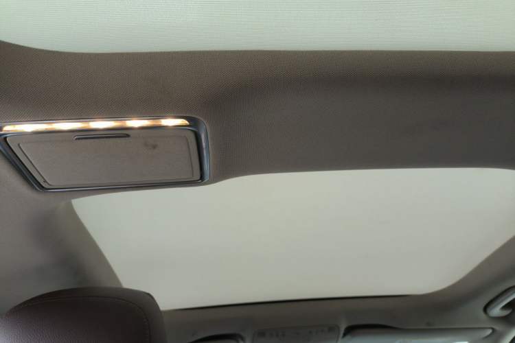 Used Mercedes-Benz E-Class 2019 E 300 L Sporty and Stylish Model Headliner