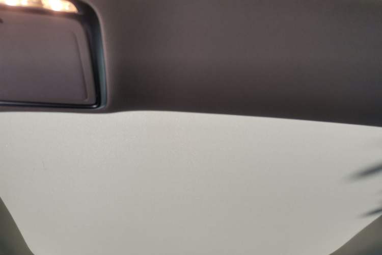Used Mercedes-Benz E-Class 2019 Facelifted E 300 L Stylish Version Headliner