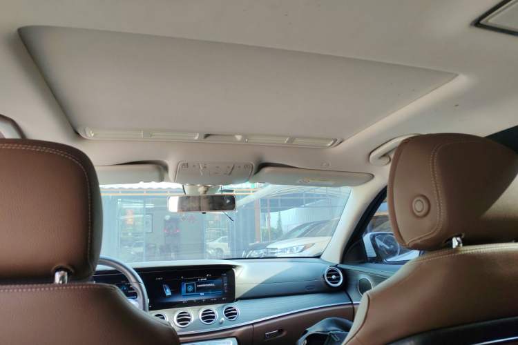 Used Mercedes-Benz E-Class 2019 E 260 L Sport Edition Headliner