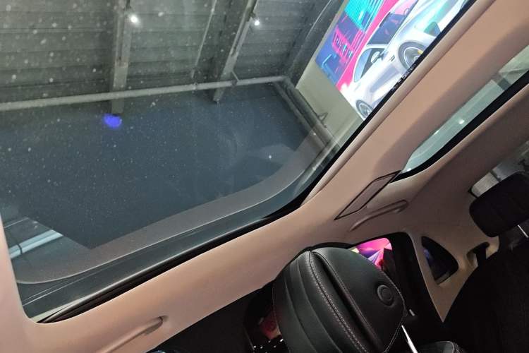 Used Mercedes-Benz E-Class 2019 Restyled E 300 L Sporty and Stylish Edition Headliner
