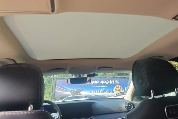 Used Mercedes-Benz E-Class 2019 Restyled E 300 L Sporty and Stylish Edition Headliner