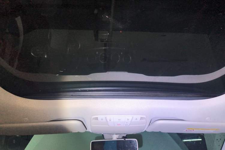 Used Mercedes-Benz E-Class 2019 Restyled E 300 L Sporty and Stylish Edition Headliner